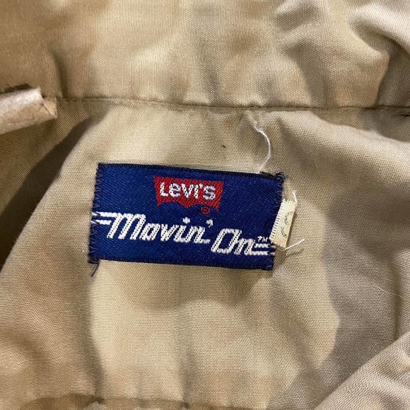 Vintage 70s Levis Movin On Shirt! Tan Levis Embroidered Shirt - Picture 5 of 5